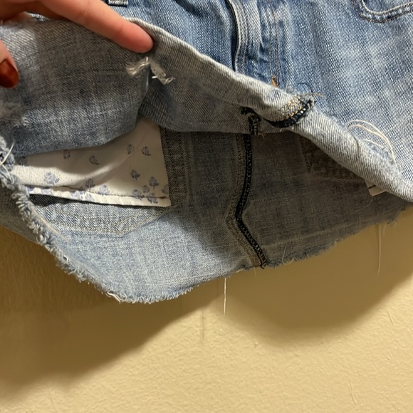 Abercrombie & Fitch Women’s Distressed Mini Skirt Size 6 - Picture 5 of 8